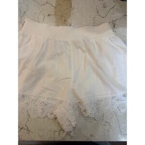 NWT American Eagle White Smocked Waist Lace Hem Shorts - Size XL
